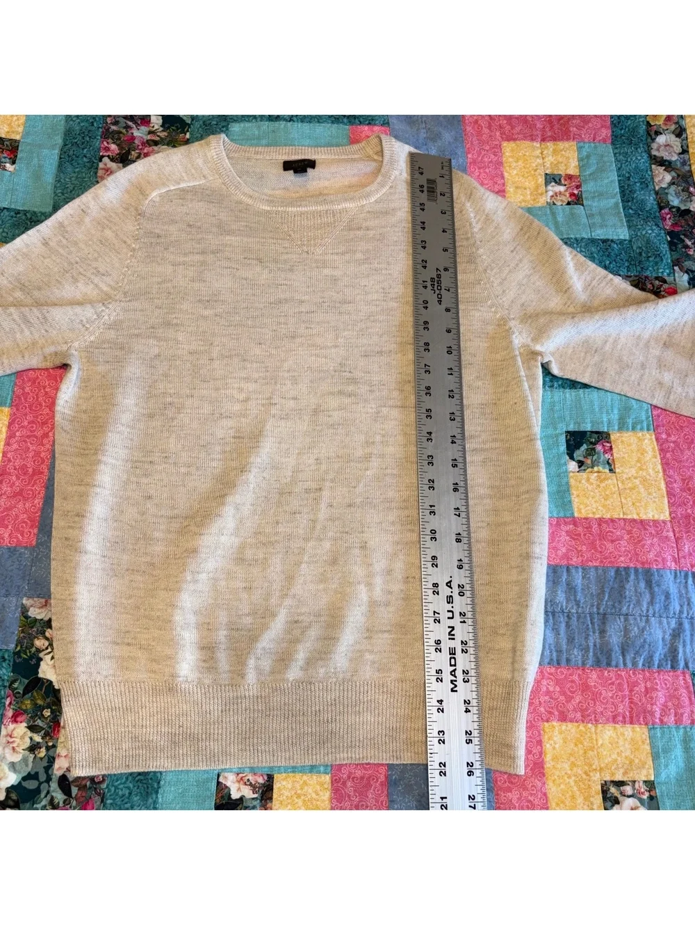 J.Crew Wool Blend Mens Medium Beige Crewneck Classic Sweater Relaxed Cozy